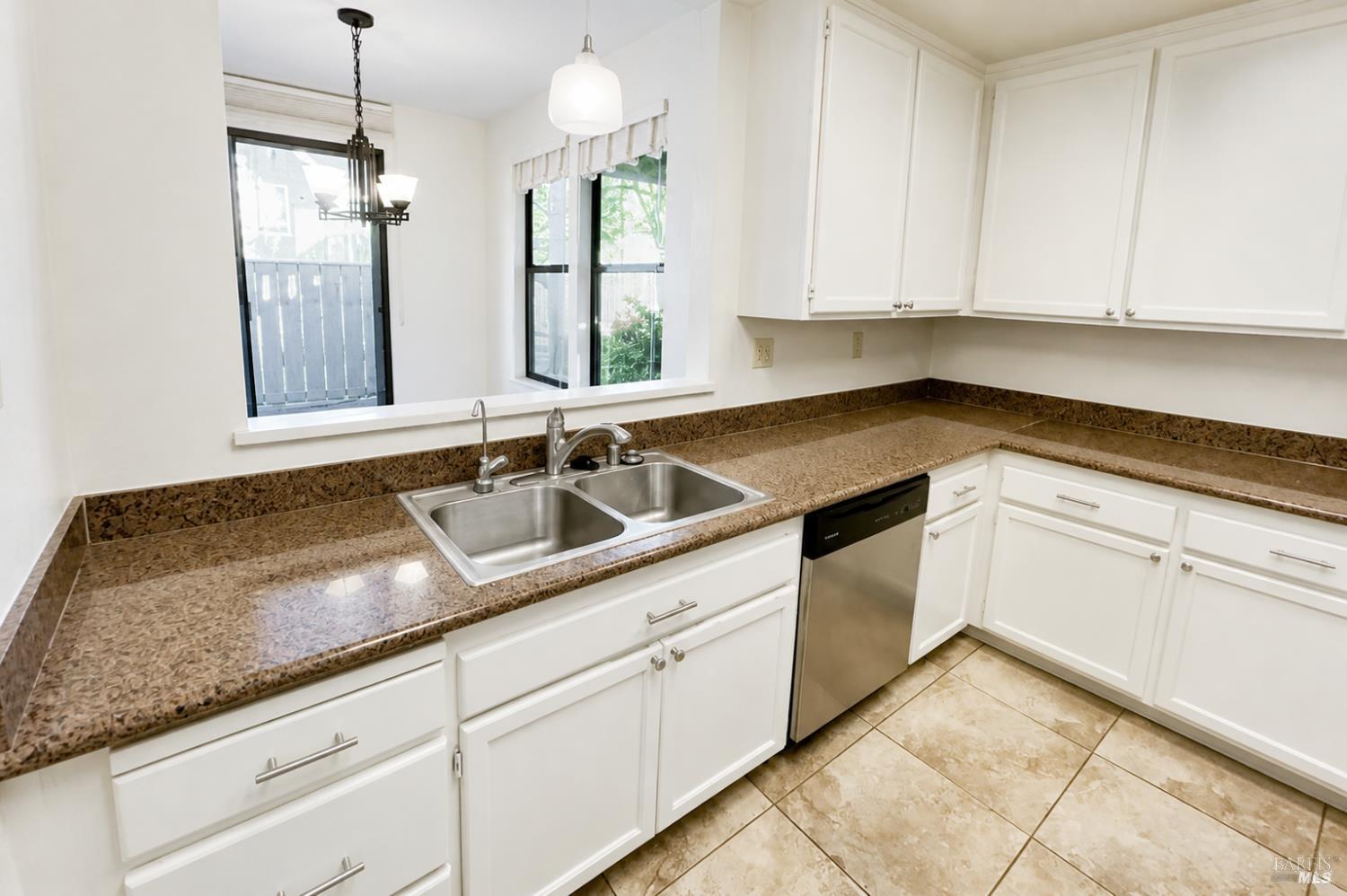 615 Cherry Avenue Sonoma CA 95476