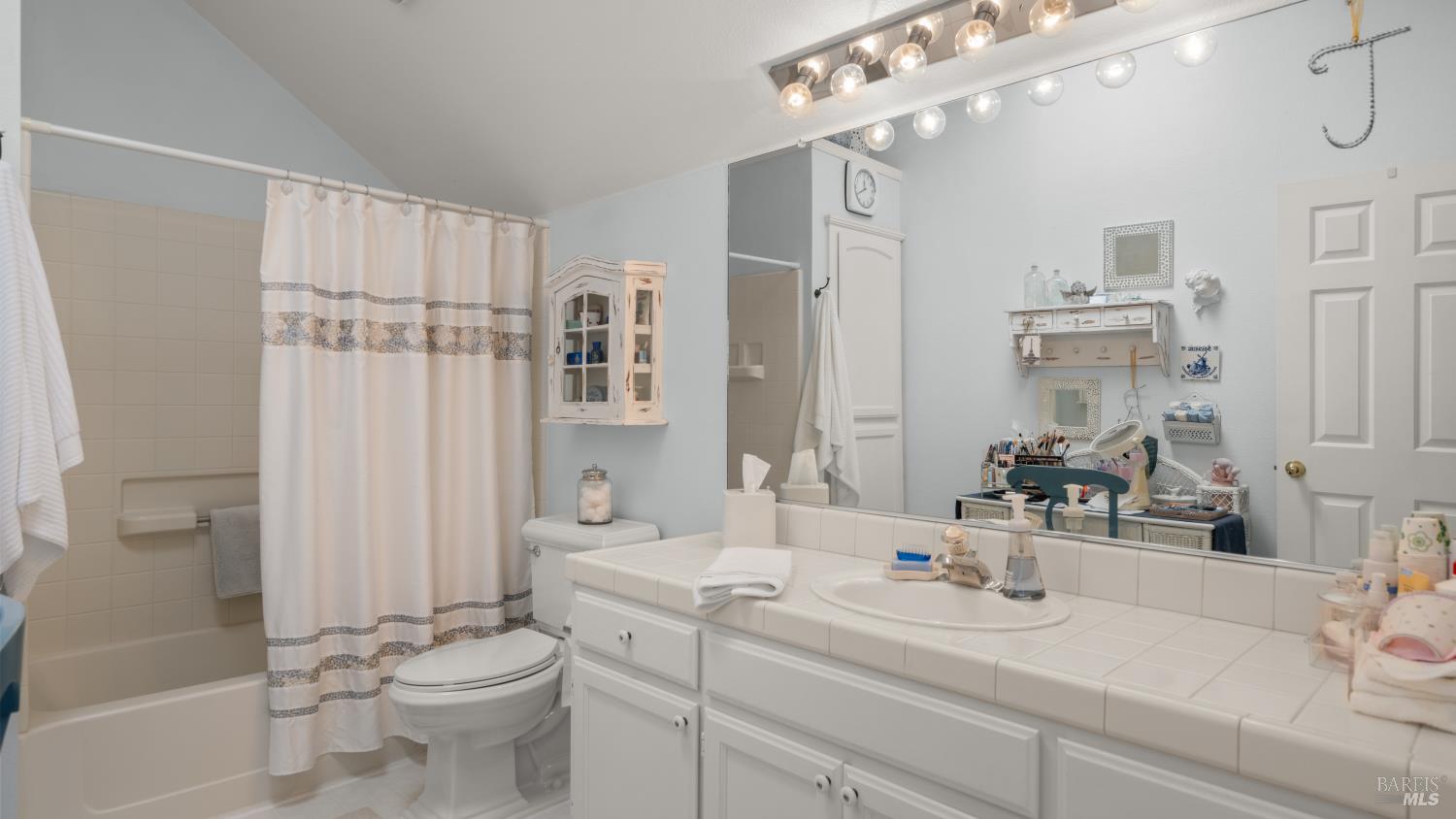18 Bay Tree Court Cotati CA 94931
