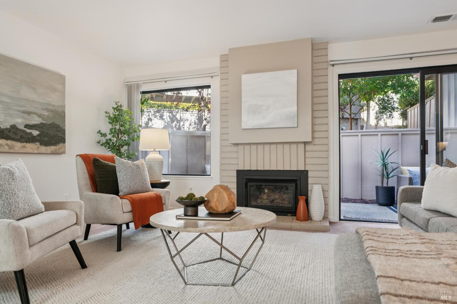 3 Duarte Court Novato CA 94949
