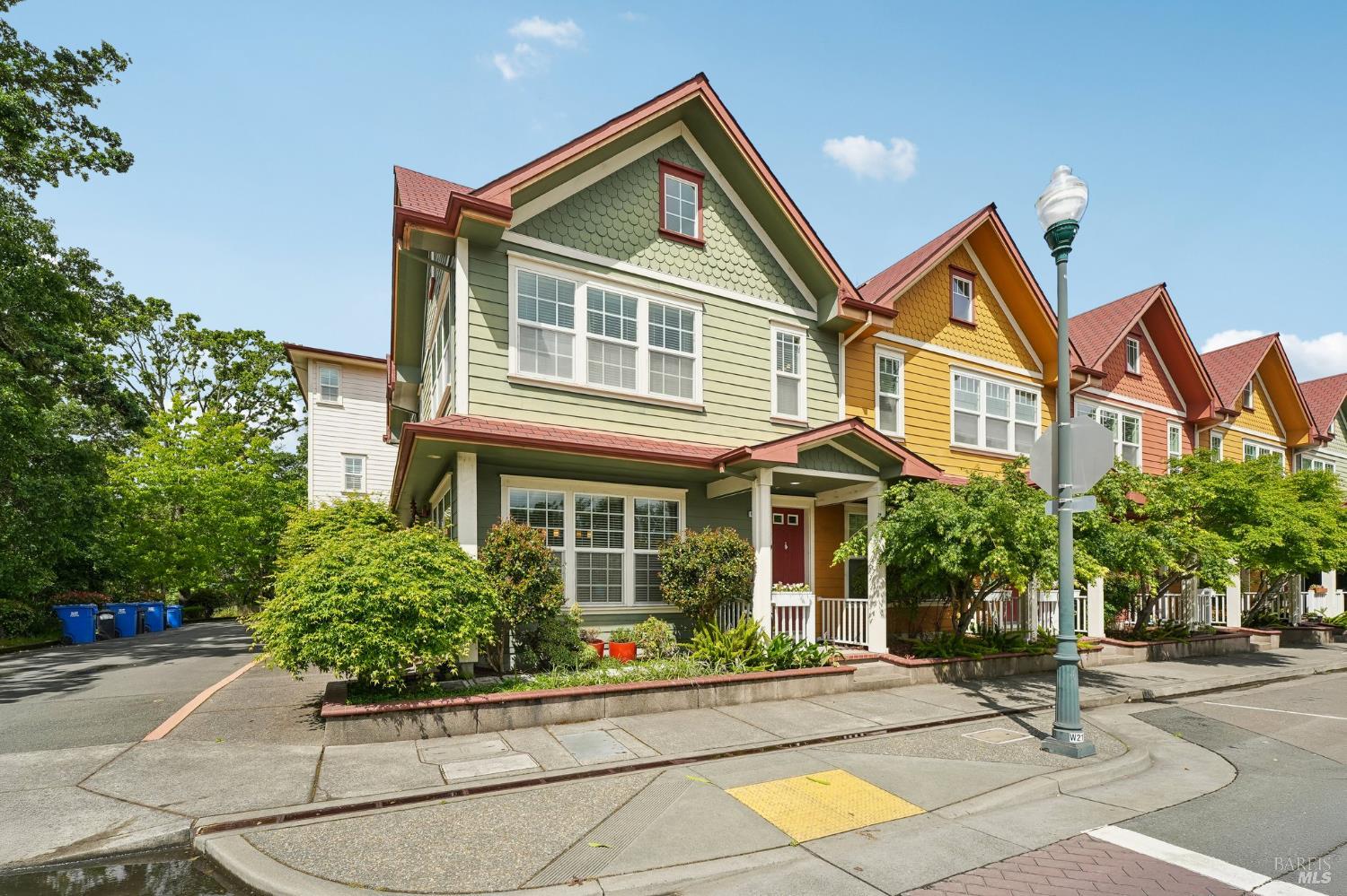 9141 Windsor Road Windsor CA 95492