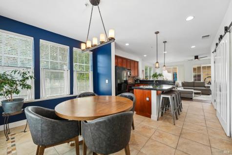 9141 Windsor Road Windsor CA 95492