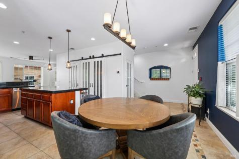 9141 Windsor Road Windsor CA 95492