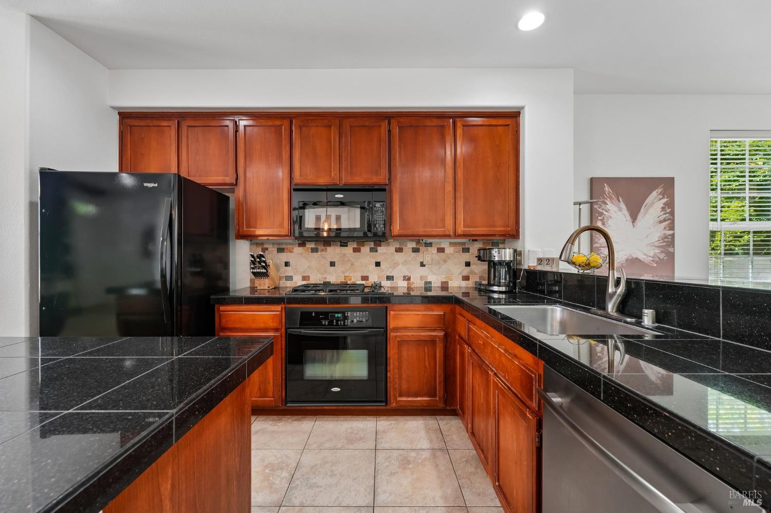 9141 Windsor Road Windsor CA 95492
