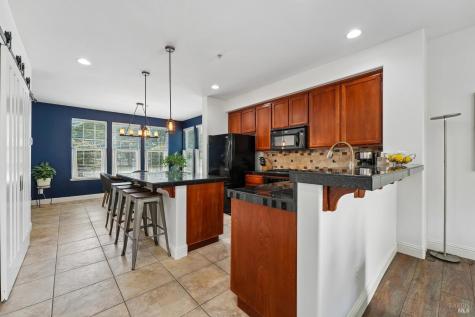 9141 Windsor Road Windsor CA 95492
