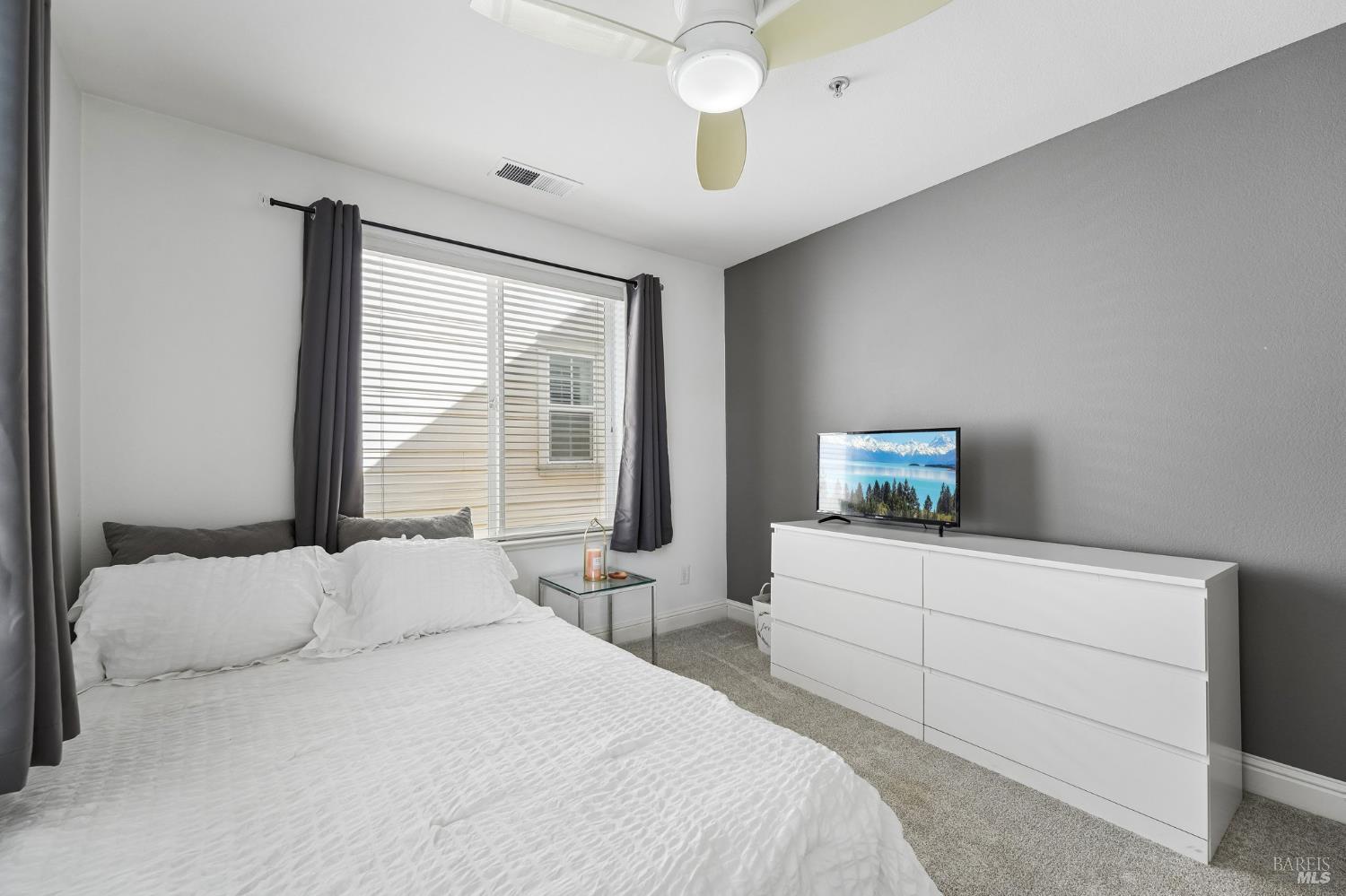 9141 Windsor Road Windsor CA 95492