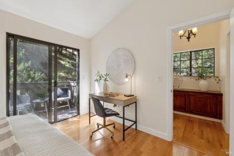 261 Redhawk Road Novato CA 94949