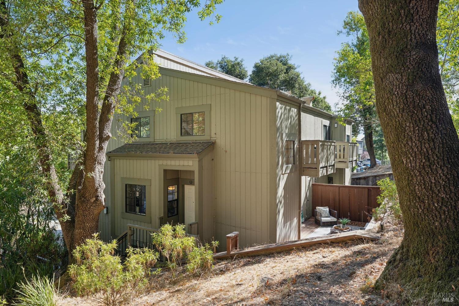 261 Redhawk Road Novato CA 94949
