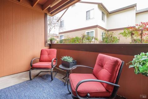 8201 Camino Colegio Street Rohnert Park CA 94928