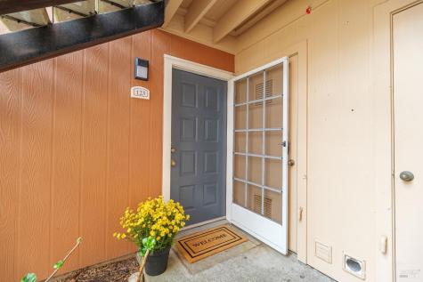 8201 Camino Colegio Street Rohnert Park CA 94928