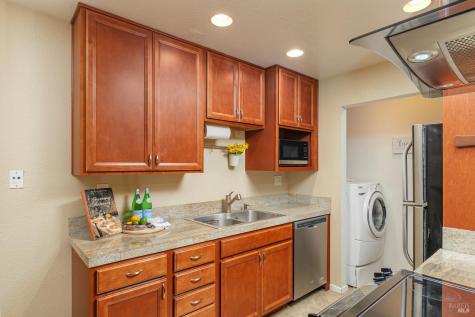 8201 Camino Colegio Street Rohnert Park CA 94928