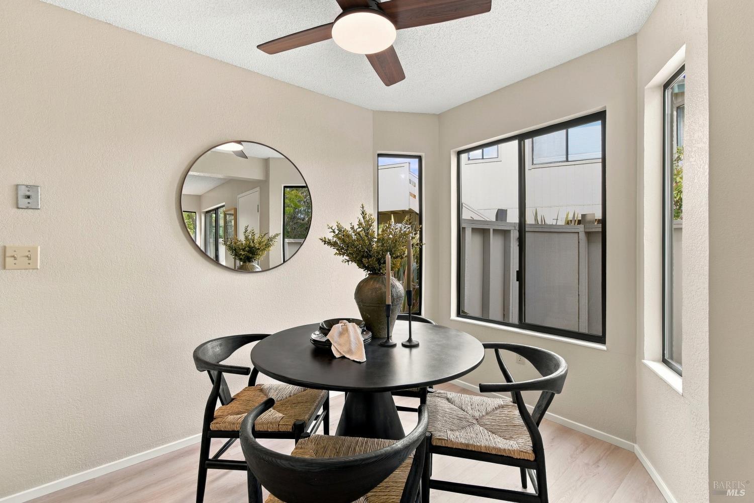 31 Wharf Circle San Rafael CA 94903