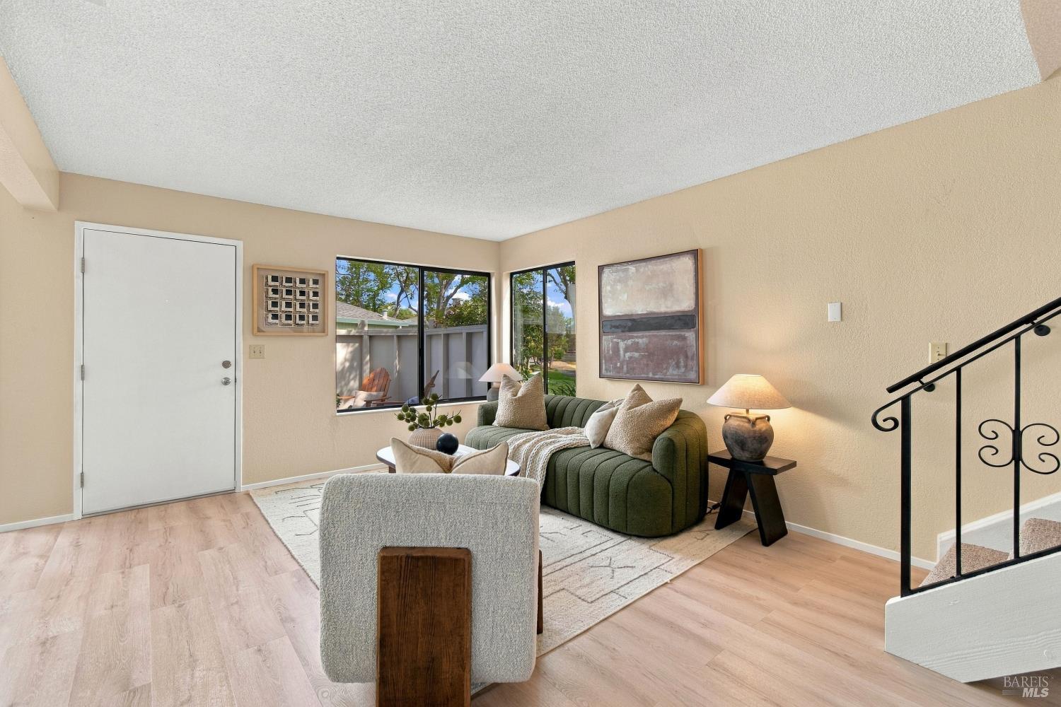 31 Wharf Circle San Rafael CA 94903