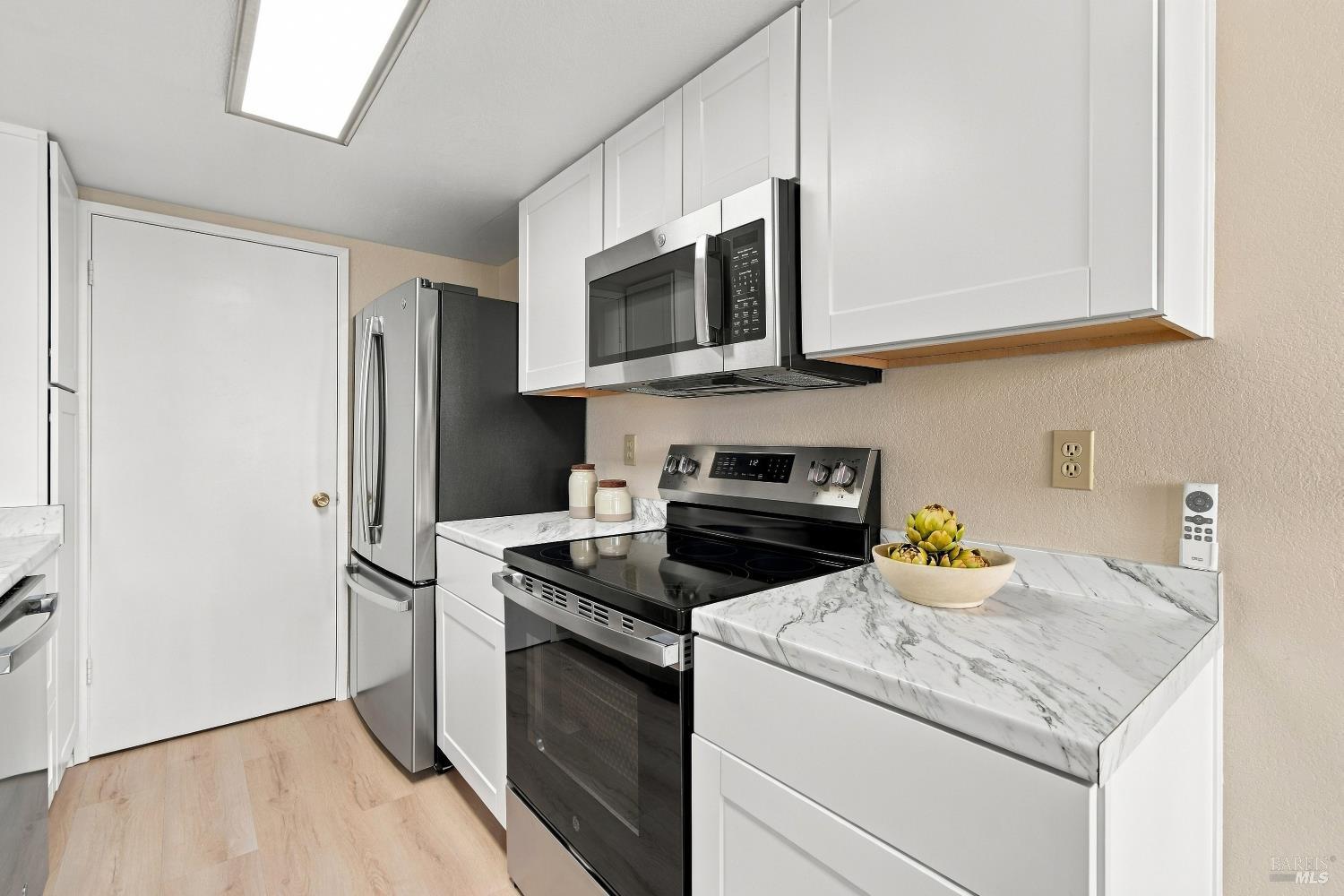 31 Wharf Circle San Rafael CA 94903