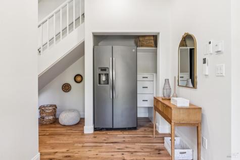 831 Sir Francis Drake Boulevard San Anselmo CA 94960