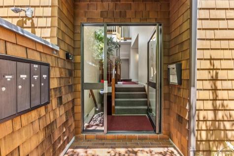 831 Sir Francis Drake Boulevard San Anselmo CA 94960
