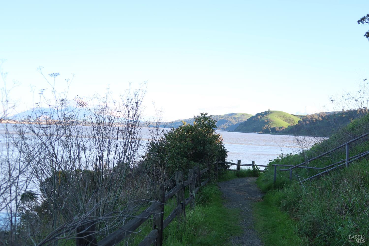 900 Cambridge Drive Benicia CA 94510