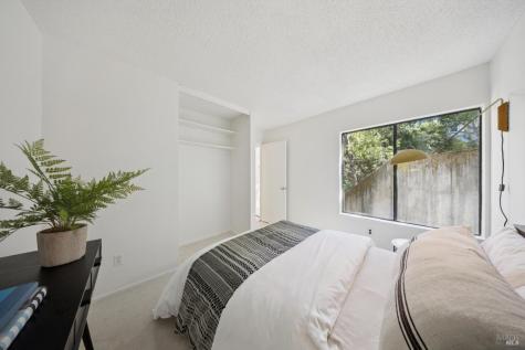 649 Via Casitas Greenbrae CA 94904