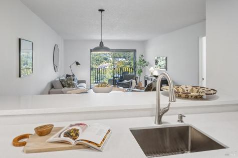 649 Via Casitas Greenbrae CA 94904