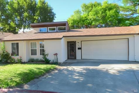 1022 Ruth Place Santa Rosa CA 95401