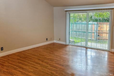 1022 Ruth Place Santa Rosa CA 95401