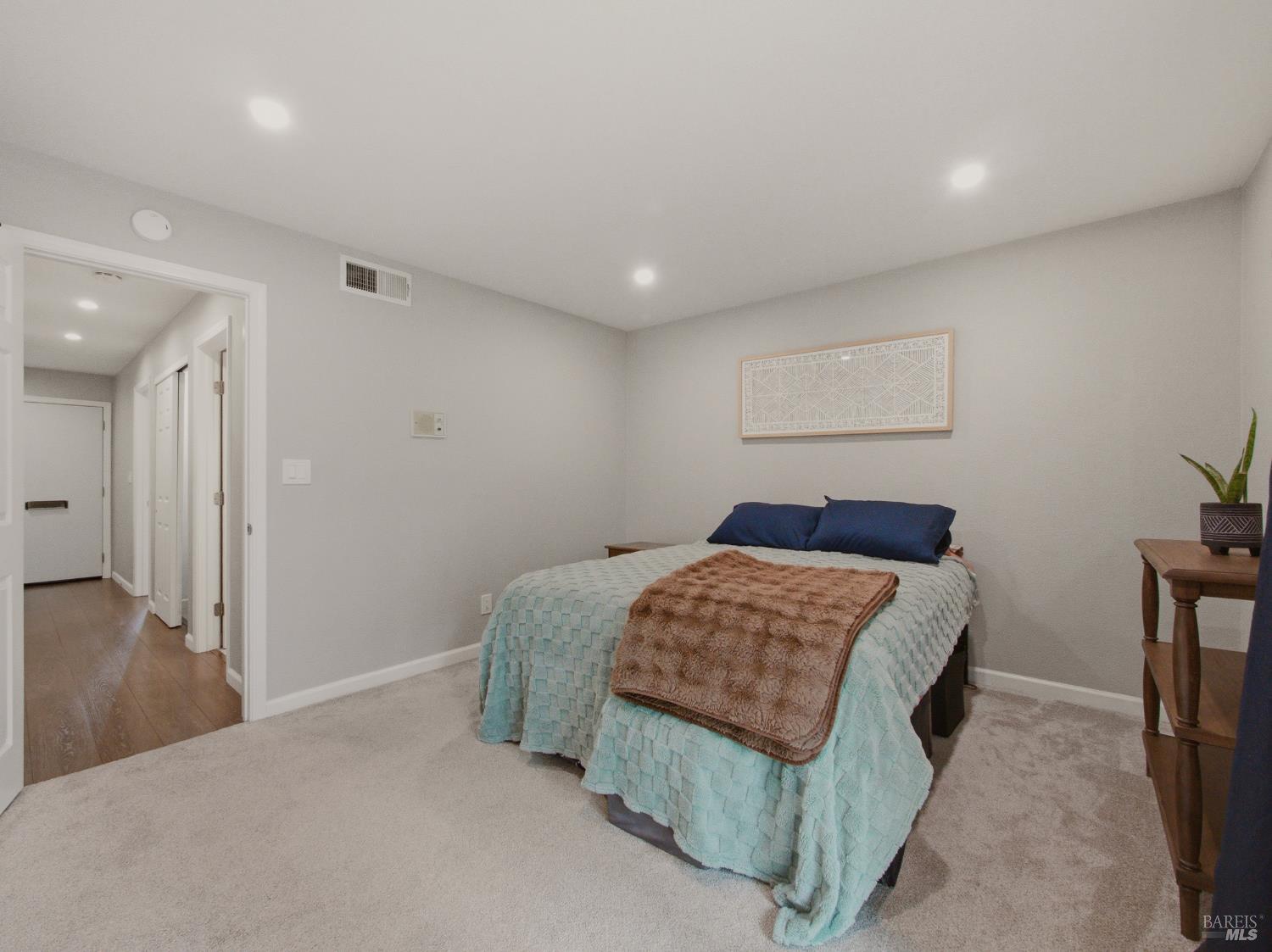 2984 Yulupa Avenue Santa Rosa CA 95405