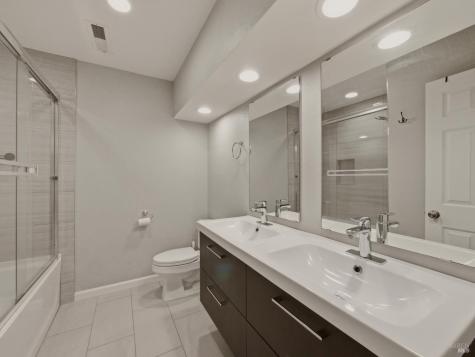 2984 Yulupa Avenue Santa Rosa CA 95405