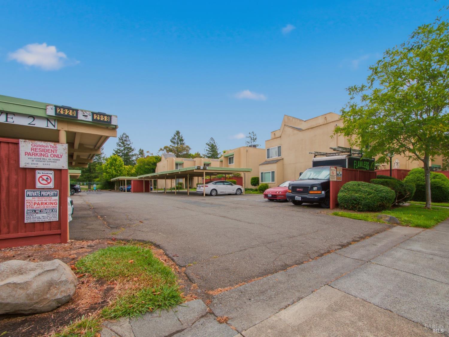 2984 Yulupa Avenue Santa Rosa CA 95405