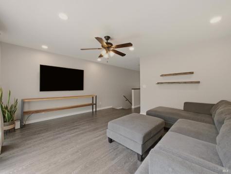2984 Yulupa Avenue Santa Rosa CA 95405