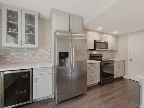 2984 Yulupa Avenue Santa Rosa CA 95405