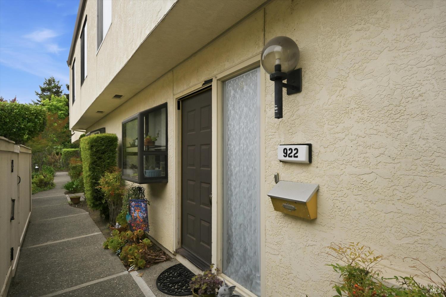 922 Marina Drive Napa CA 94559