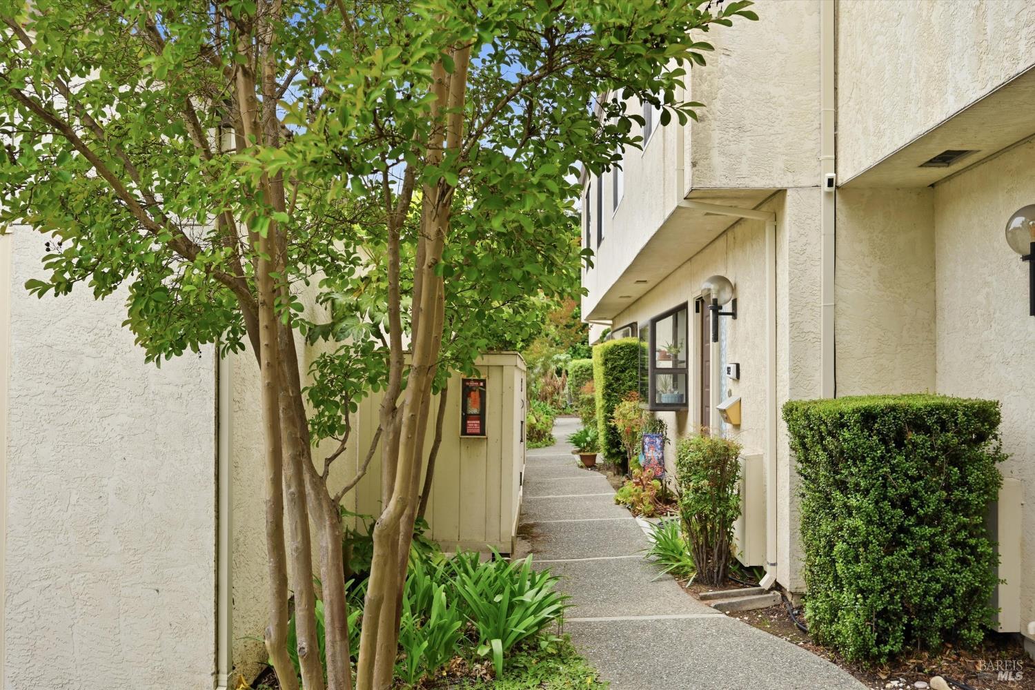 922 Marina Drive Napa CA 94559