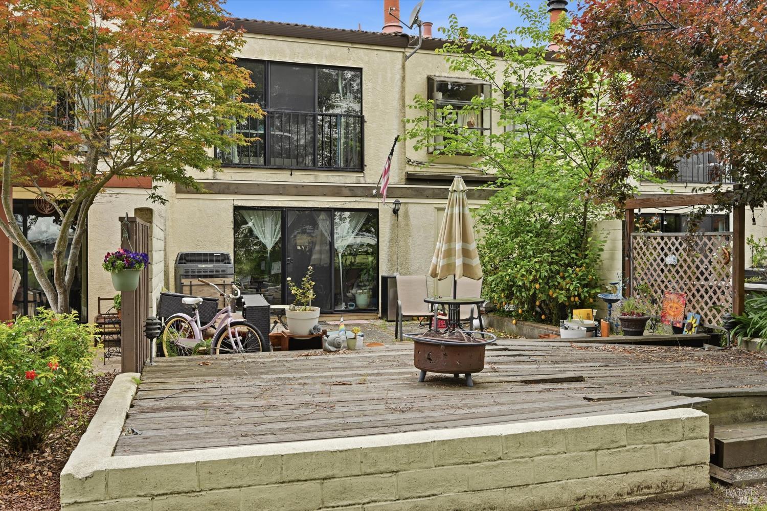 922 Marina Drive Napa CA 94559