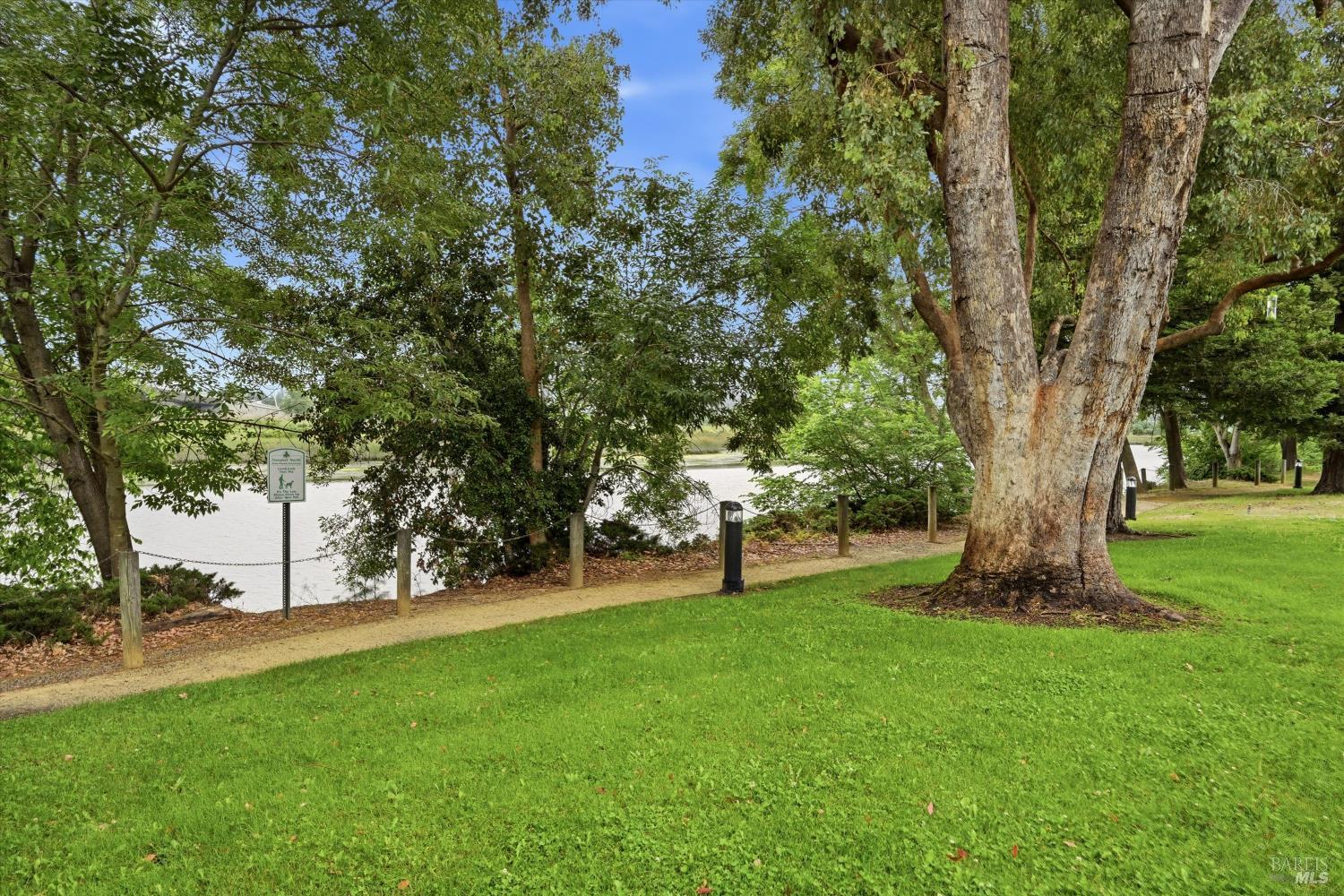 922 Marina Drive Napa CA 94559