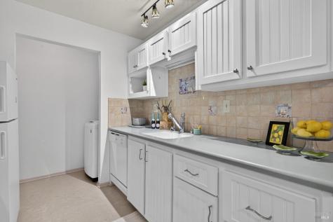 8201 Camino Colegio Drive Rohnert Park CA 94928