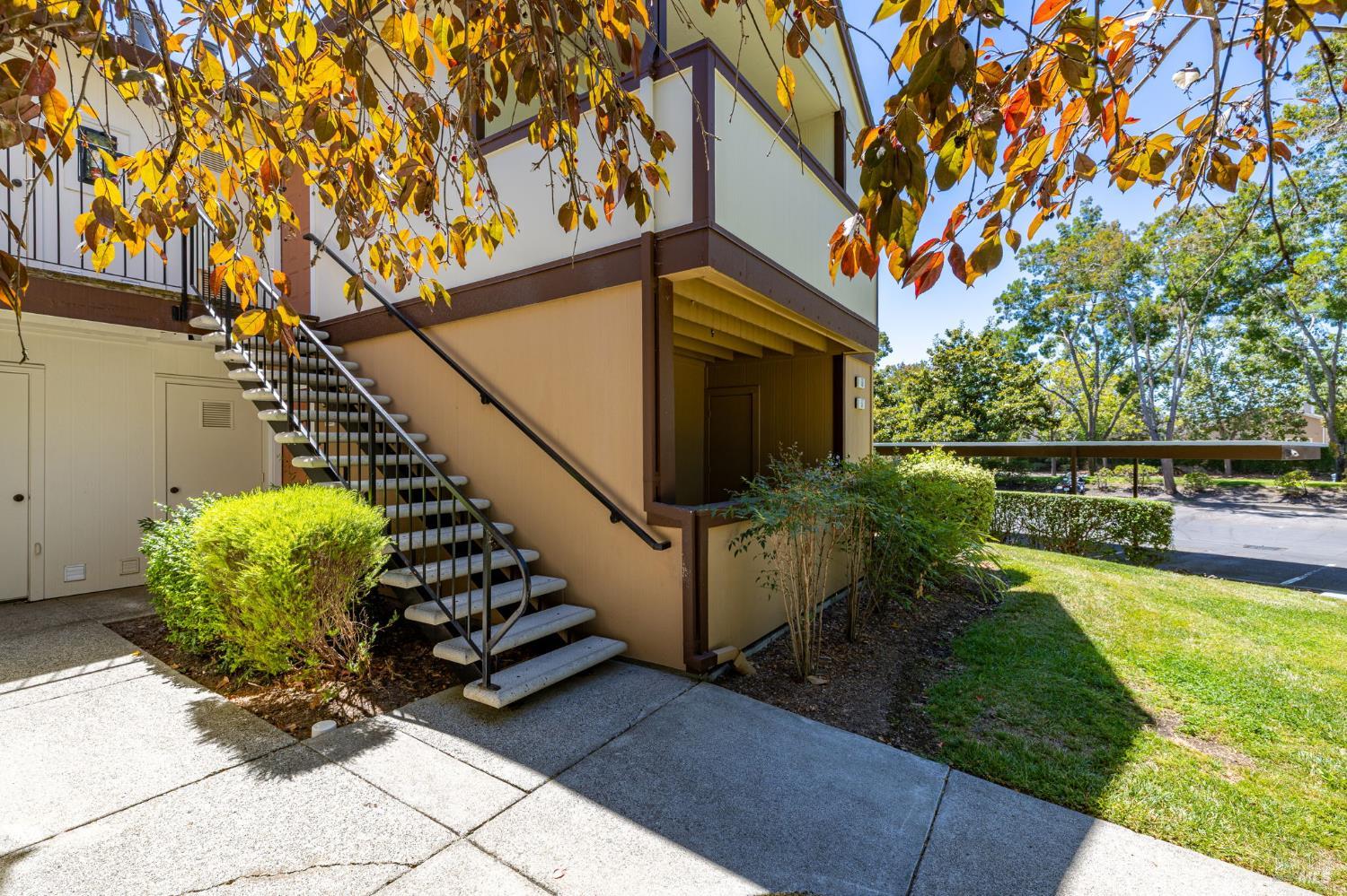 8201 Camino Colegio Drive Rohnert Park CA 94928