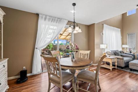 2854 Pearblossom Drive Santa Rosa CA 95407