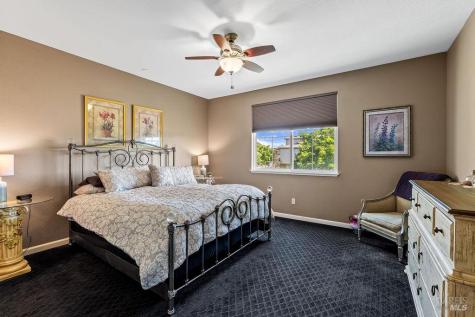 2854 Pearblossom Drive Santa Rosa CA 95407