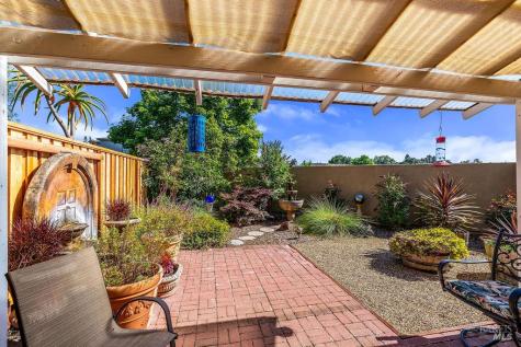 2854 Pearblossom Drive Santa Rosa CA 95407