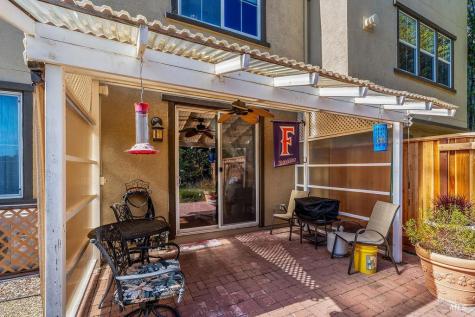 2854 Pearblossom Drive Santa Rosa CA 95407