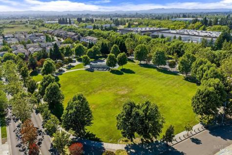 2854 Pearblossom Drive Santa Rosa CA 95407