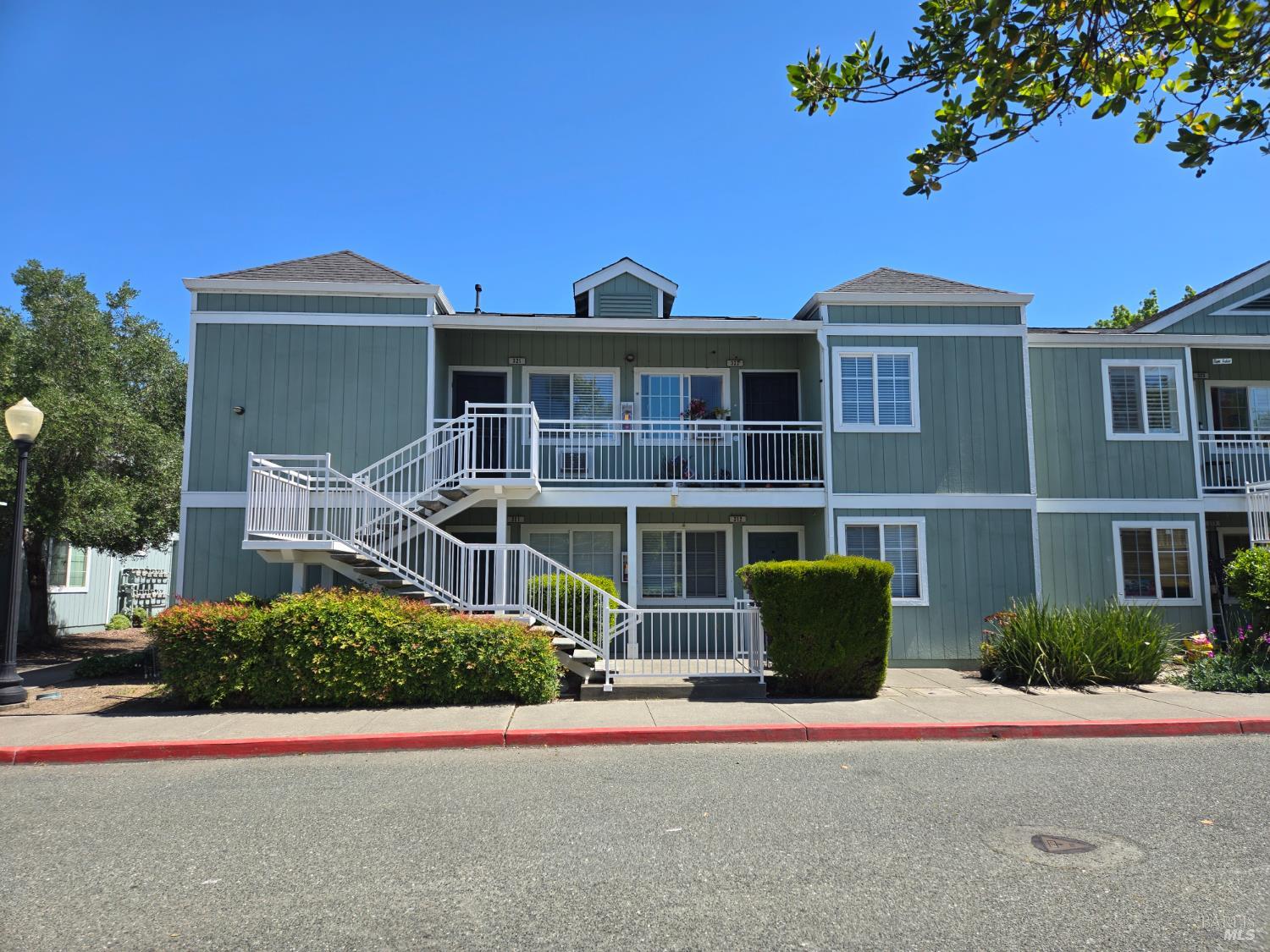 1501 La Esplanada Place Santa Rosa CA 95404
