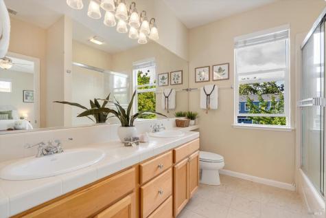 154 Piper Lane Sonoma CA 95476
