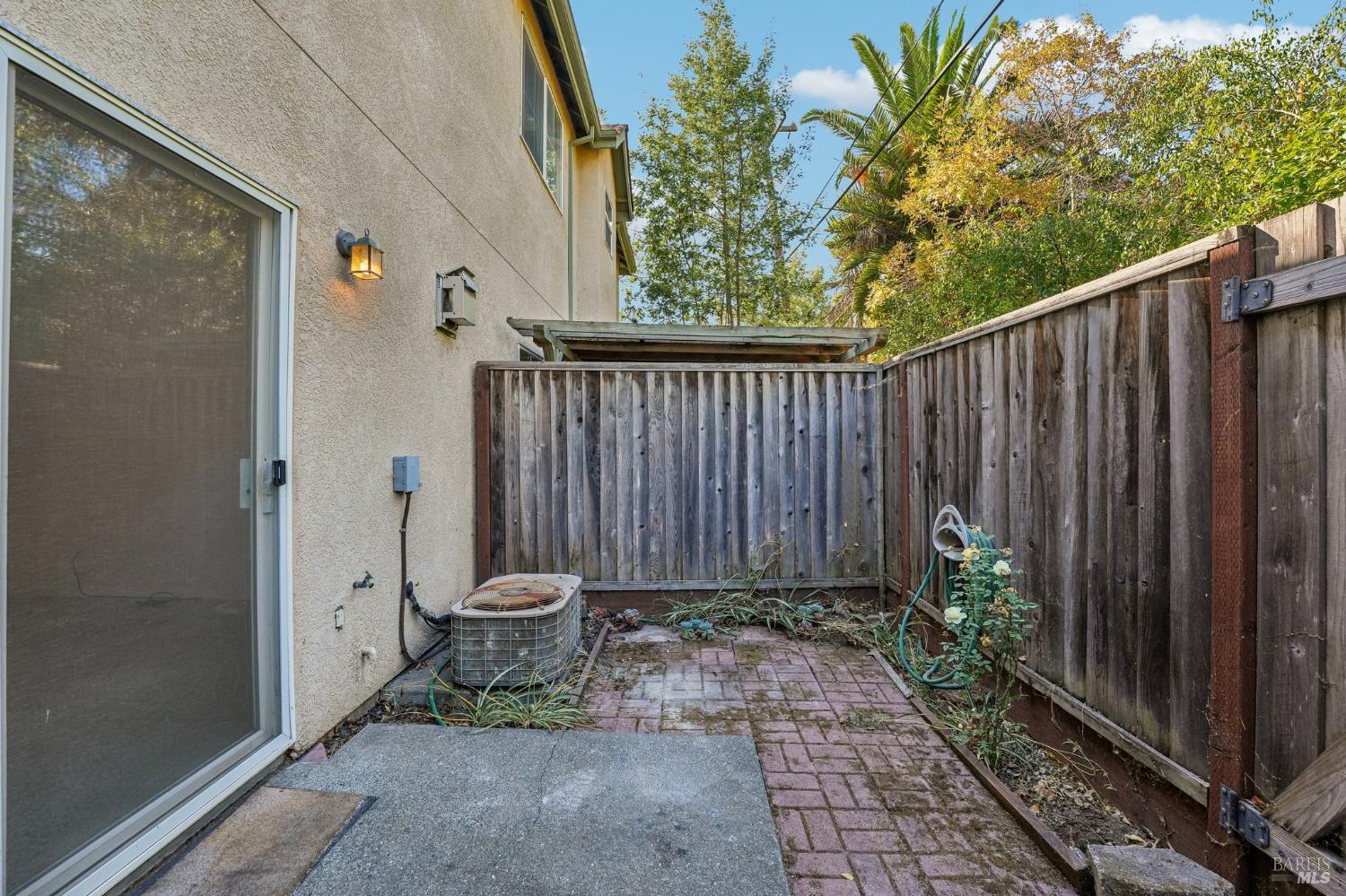 20 Bridgegate Way Napa CA 94559