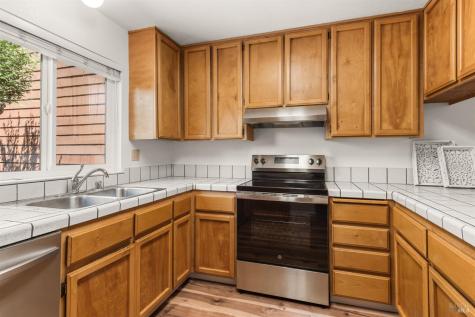 232 Indian Creek Drive Santa Rosa CA 95409