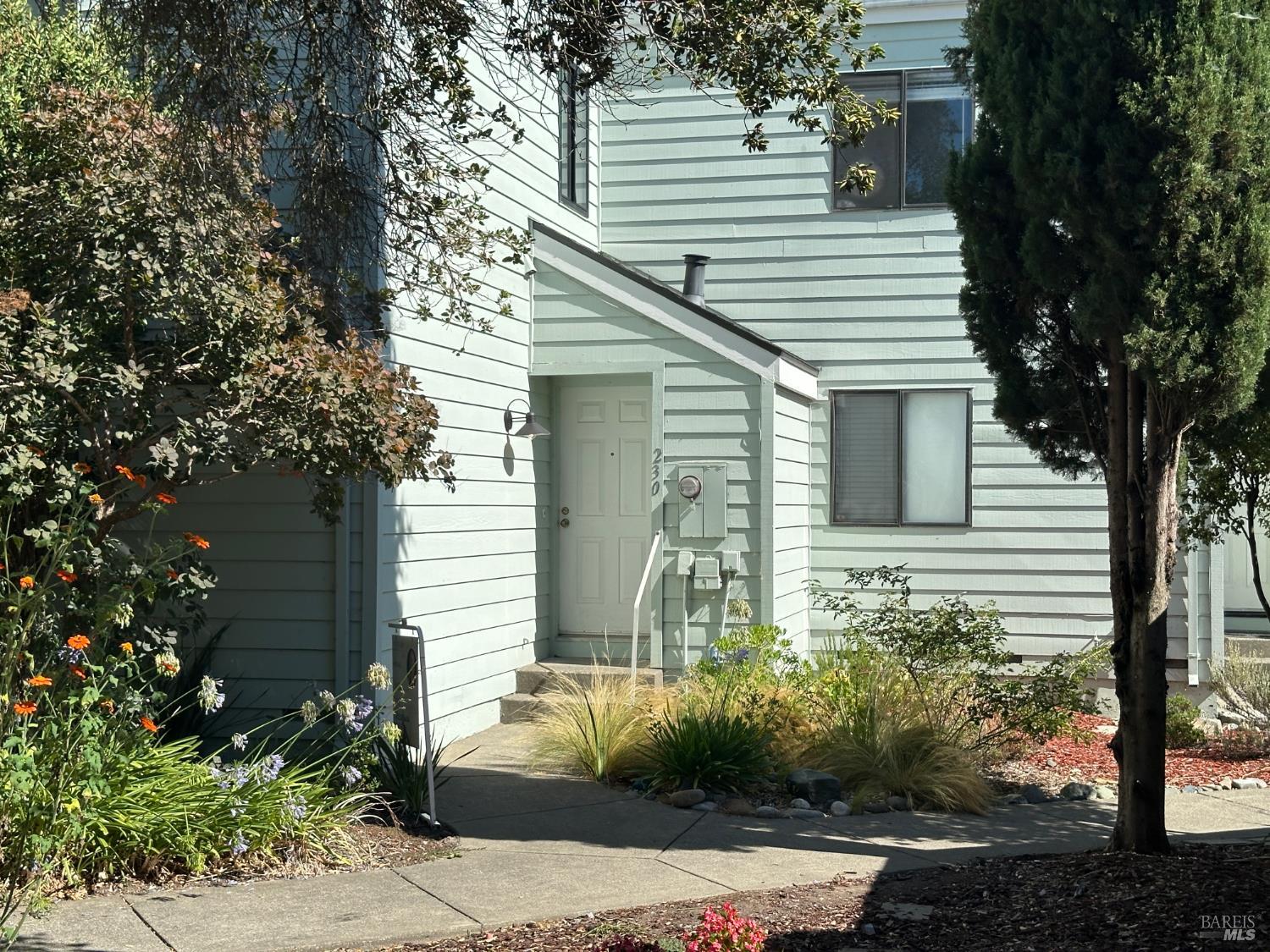 230 Courtyards East Windsor CA 95492