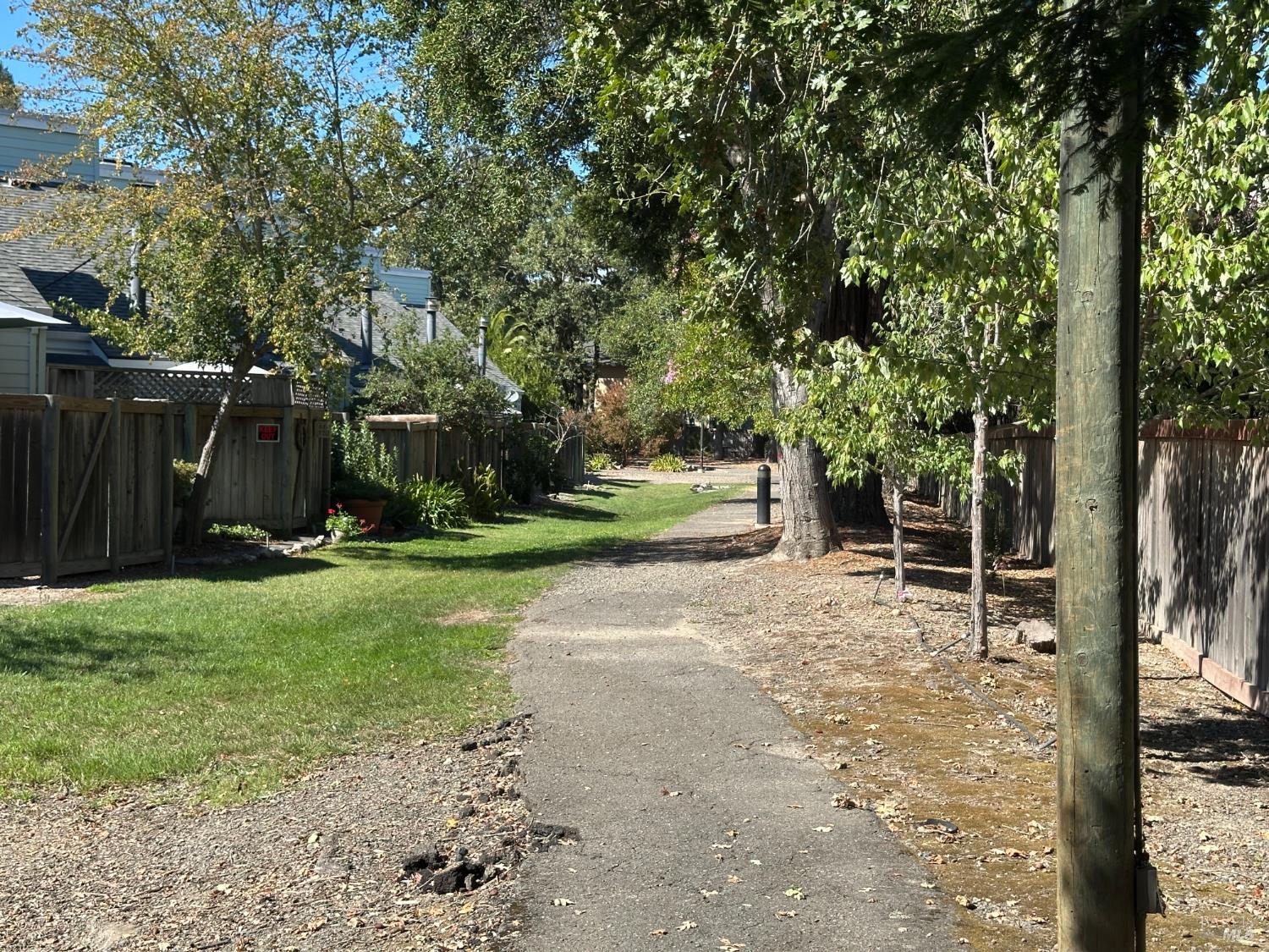 230 Courtyards East Windsor CA 95492