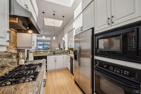 52 Lagoon Vista Road Tiburon CA 94920