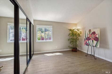 238 Sandpiper Court Novato CA 94949