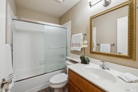 238 Sandpiper Court Novato CA 94949