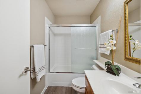 238 Sandpiper Court Novato CA 94949